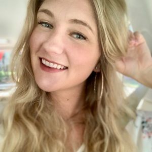 Meet your Posher, Casey